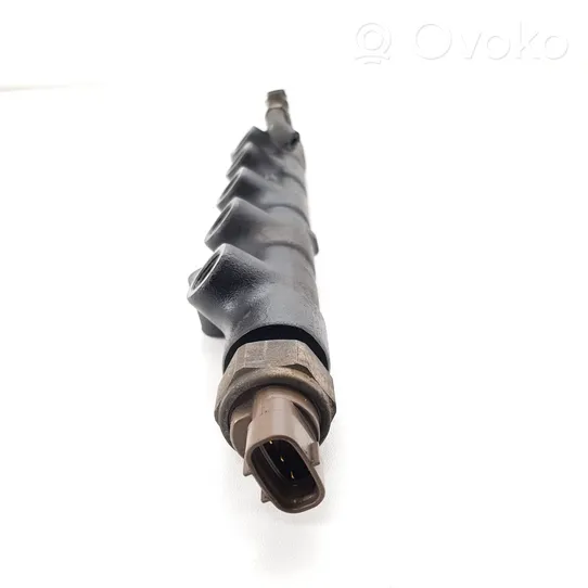 Toyota Corolla E120 E130 Fuel main line pipe 02E26