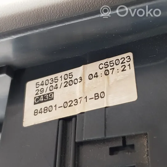 Toyota Corolla E120 E130 Sähkötoimisen ikkunan ohjauskytkin 8480102371B0