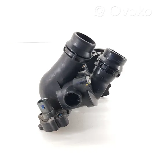 Audi A4 S4 B8 8K Pompe de circulation d'eau S005629