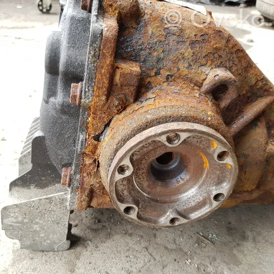 BMW 5 E60 E61 Rear differential 247