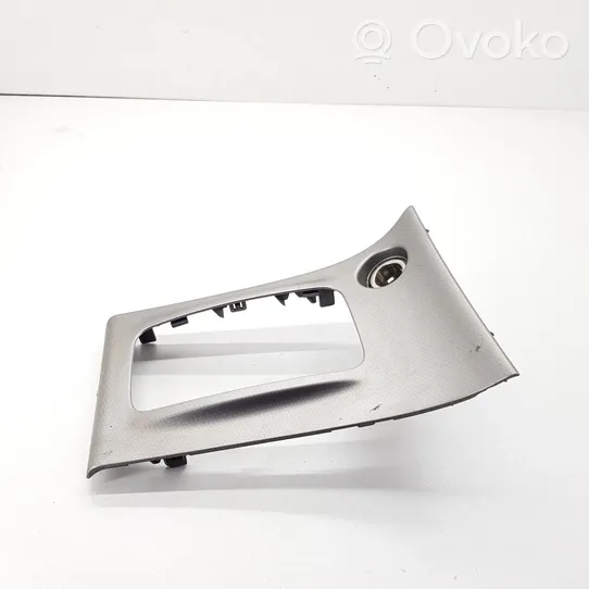 Toyota Corolla E120 E130 Rivestimento pannello inferiore del cruscotto 