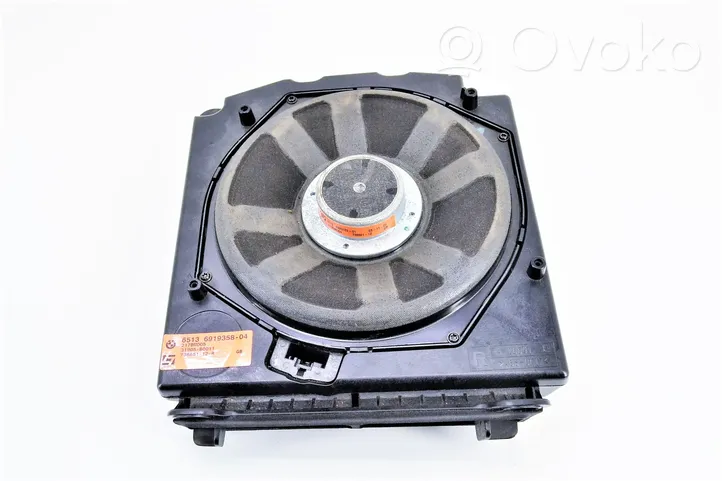 BMW 5 E60 E61 Subwoofer-bassokaiutin 6929102