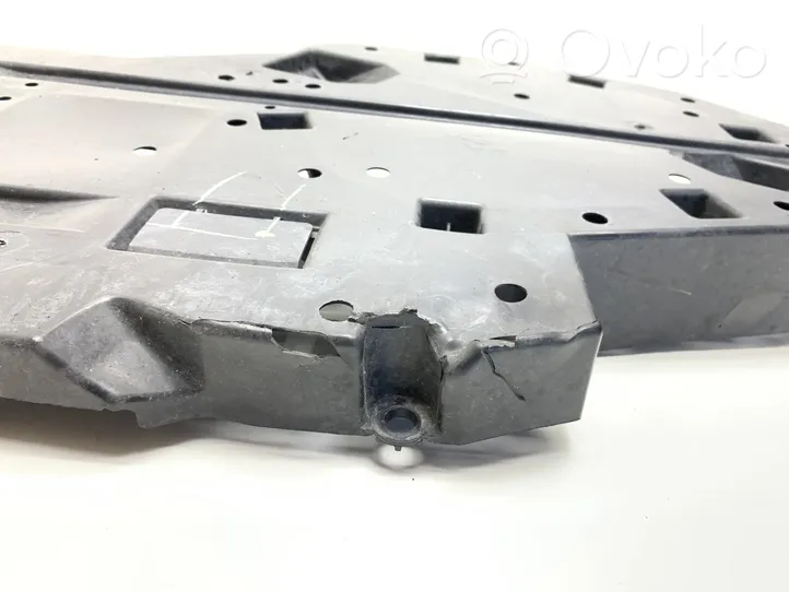 Subaru Outback (BS) Protezione inferiore del serbatoio del carburante 42045AL05A