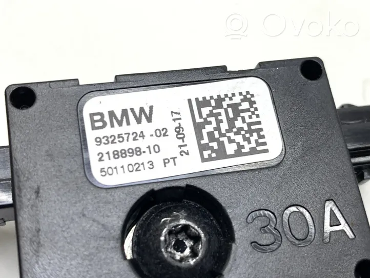 BMW 5 G30 G31 Amplificatore antenna 9325724