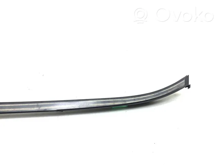 Toyota Prius (XW50) Windshield trim 7553547020