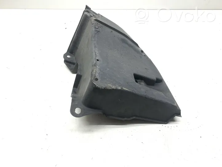 Toyota Prius (XW50) Altra parte sotto la carrozzeria 5839947030