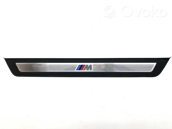 BMW 5 F10 F11 Copertura del rivestimento del sottoporta anteriore 51478050046