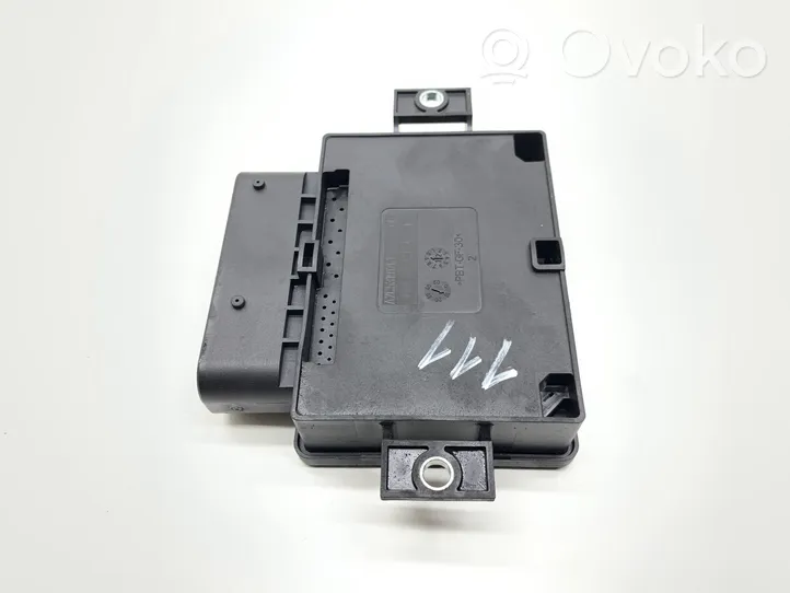 BMW 5 F10 F11 Moduł / Sterownik hamulca postojowego EMF 0121712486