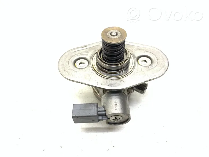 BMW X5 E70 Pompe d'injection de carburant à haute pression 7599865