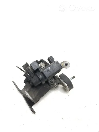 BMW X5 E70 Käynnistysmoottorin solenoidi 7584628