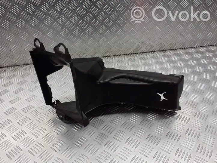 Audi A6 Allroad C6 Ventilācijas caurule 4F0145333B