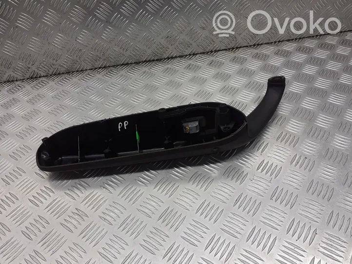 Audi A4 S4 B7 8E 8H Interruttore prese d’aria laterali 8E1867174A