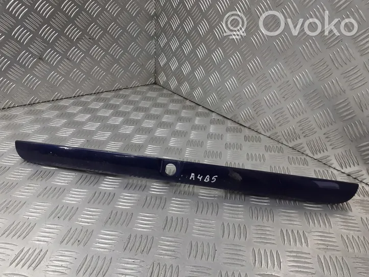 Audi A4 S4 B5 8D Spoiler del portellone lunotto posteriore 8D9827574