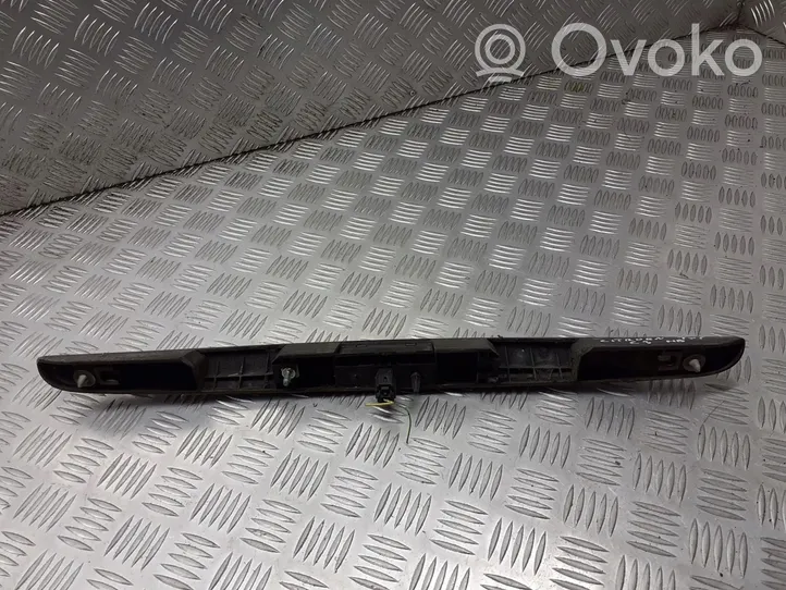 Citroen C3 Spoiler tylnej szyby klapy bagażnika BRAK