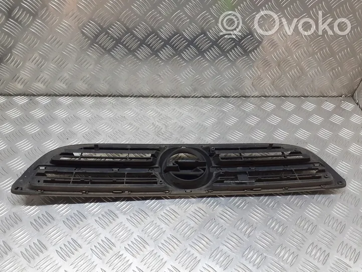 Opel Zafira A Grille calandre de capot 24453538