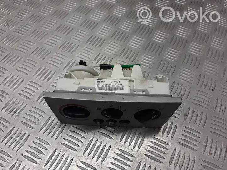 Opel Meriva A Interrupteur ventilateur 13191583