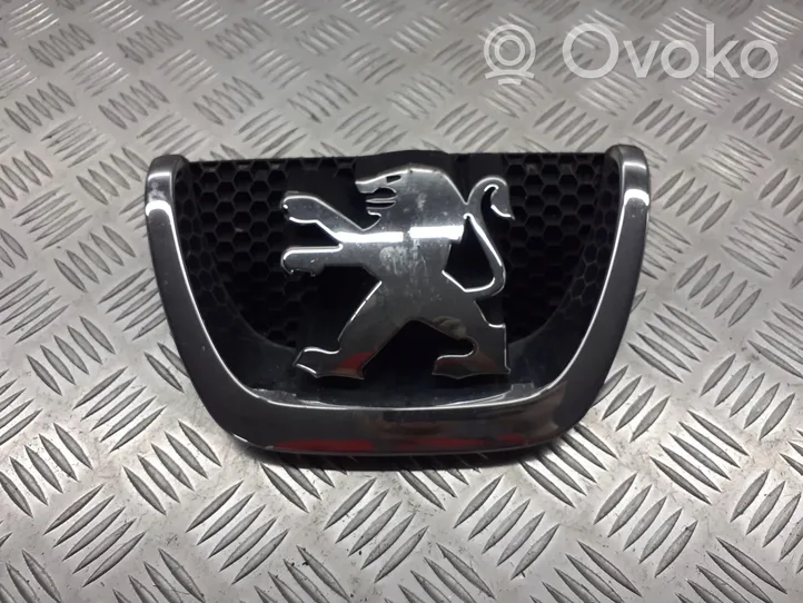 Peugeot 207 Inny emblemat / znaczek 303002001