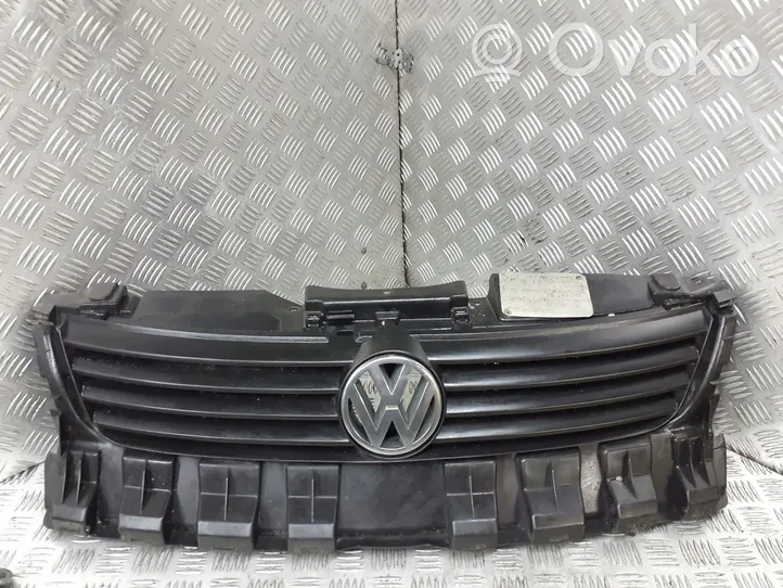 Volkswagen PASSAT B5.5 Griglia vano motore/cofano 3B0807231