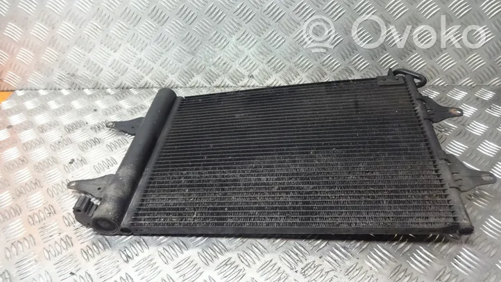 Volkswagen Polo IV 9N3 Radiateur condenseur de climatisation 6Q0820411G