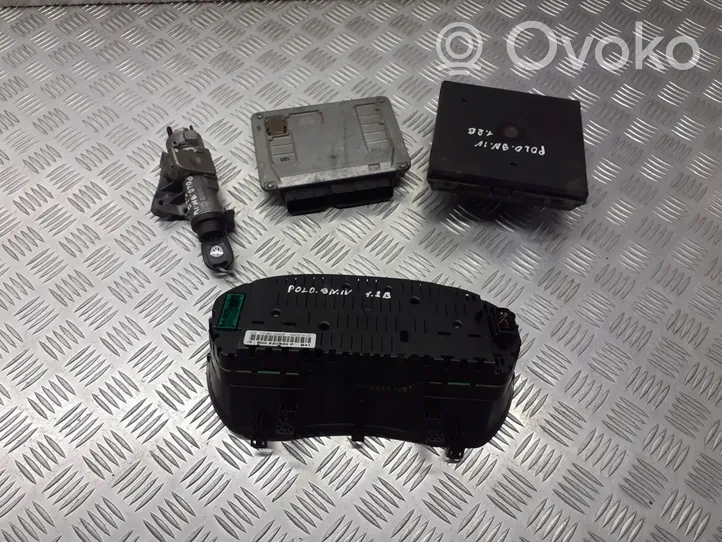 Volkswagen Polo IV 9N3 Aizdedzes ECU komplekts 