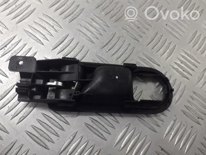 Volkswagen PASSAT B5.5 Front door interior handle 3B1837113