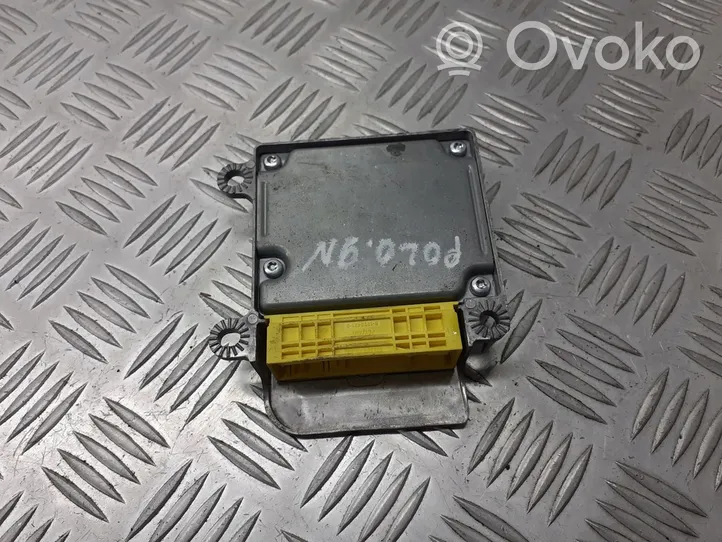 Volkswagen Polo IV 9N3 Airbag control unit/module 1C0906605K