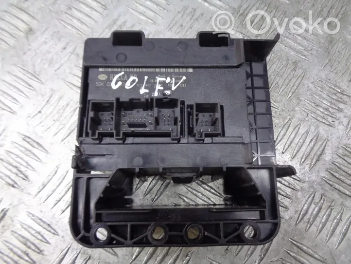 Volkswagen Golf V Modulo di controllo comandi vocali 5DK008583