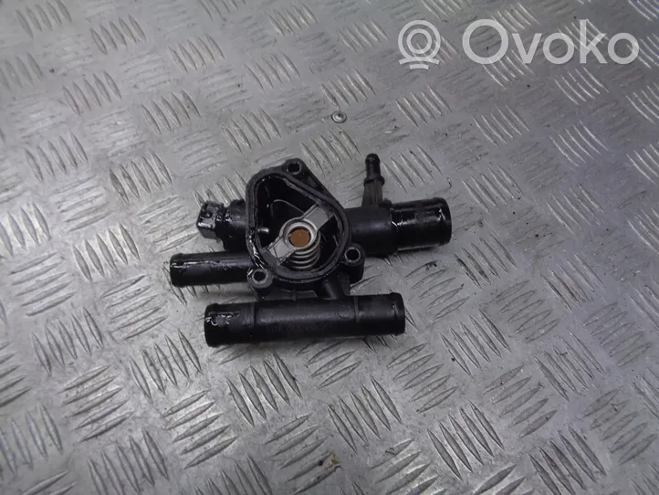 Renault Scenic I Termostat / Obudowa termostatu 700989C