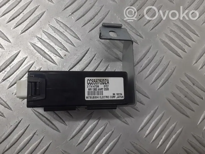 Mazda 5 Sānu bīdāmo durvju ECU modulis CC65675DZA