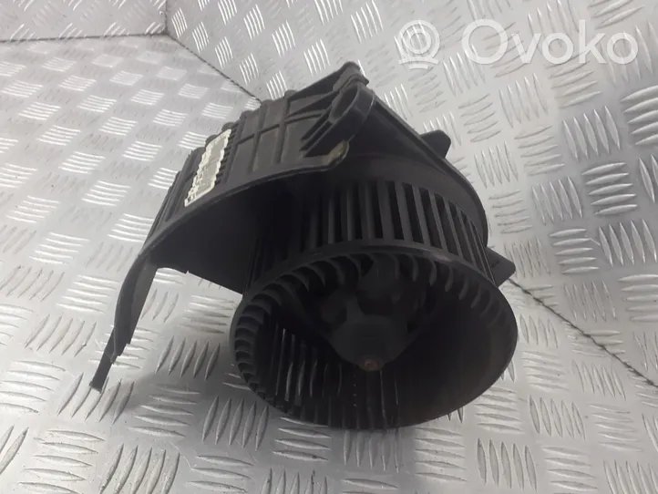 Renault Scenic II -  Grand scenic II Motor de ventilador de la puerta delantera F666583