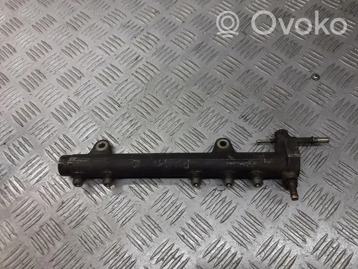 Fiat Punto (199) Listwa wtryskowa 468175230445214044