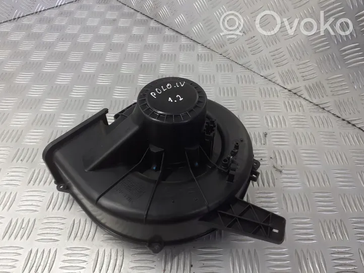 Volkswagen Polo Motore per ventilatore porta anteriore 6Q1820015