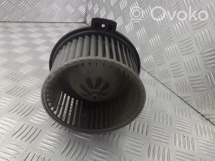 Toyota Avensis T220 Moteur de ventilateur porte avant 194000-0252