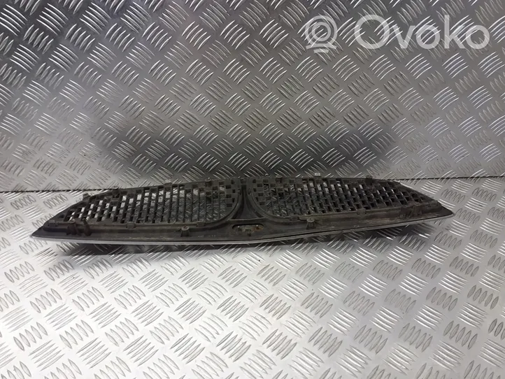 Lancia Lybra Grille calandre de capot 46797131