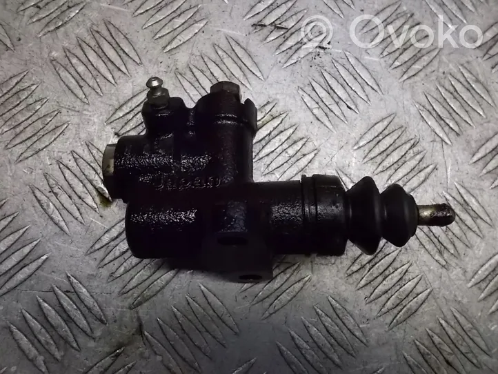 Subaru Legacy Butée, récepteur d'embrayage 