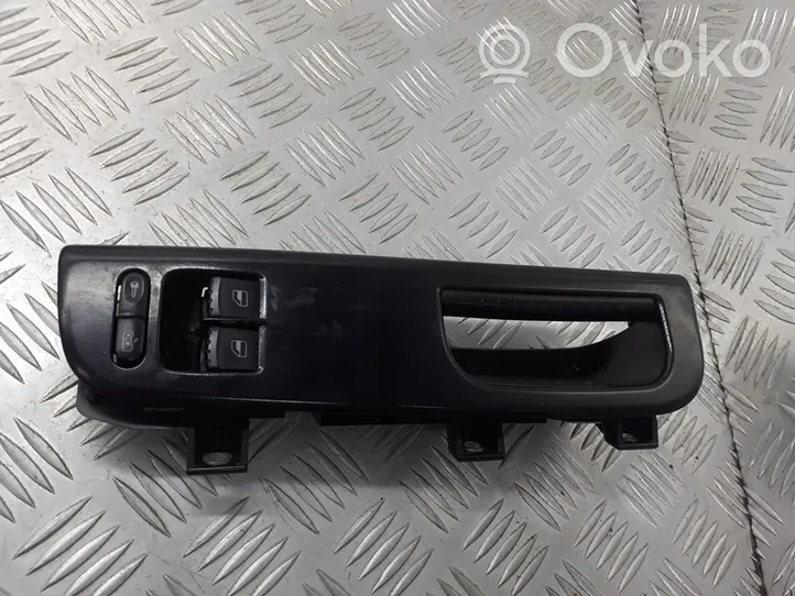 Volkswagen PASSAT B5.5 Rivestimento pulsantiera finestrino della portiera anteriore 1J3959857