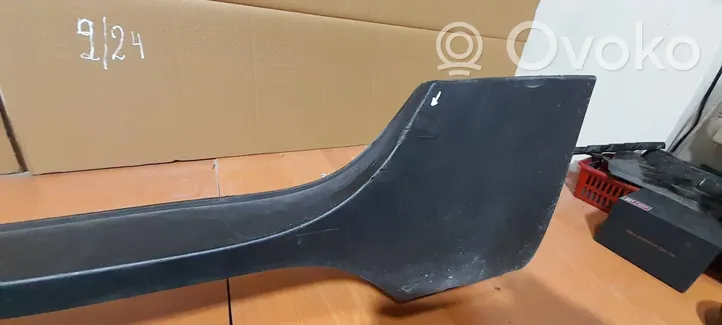 Dacia Duster II Rivestimento anteriore minigonna laterale 