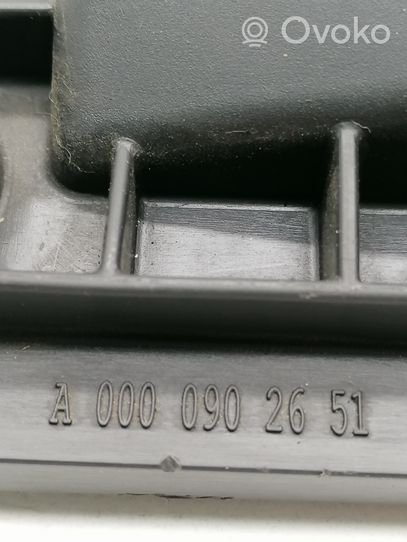 Mercedes-Benz 309 Ilmansuodattimen kotelon kansi A0000902651