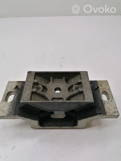 Renault Master III Supporto della scatola del cambio 8200676657