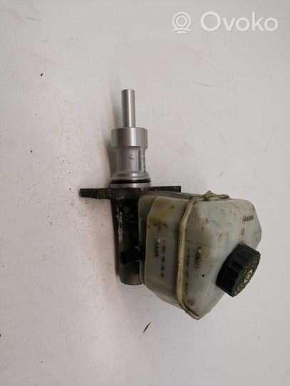 Mercedes-Benz 309 Główny cylinder hamulca A0004317601