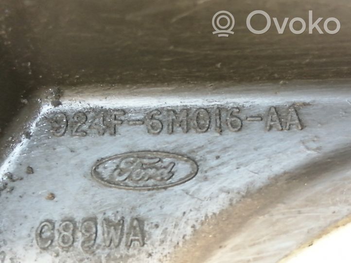 Ford Transit Osłona paska / łańcucha rozrządu 924F6M016AA