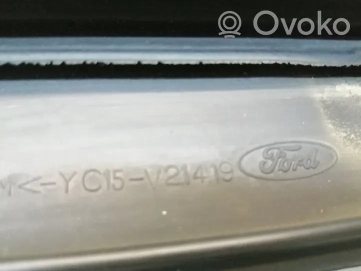Ford Transit Vetro del deflettore della portiera anteriore - quattro porte YC15V23863ADW