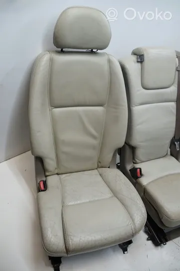 Volvo XC90 Second row seats 