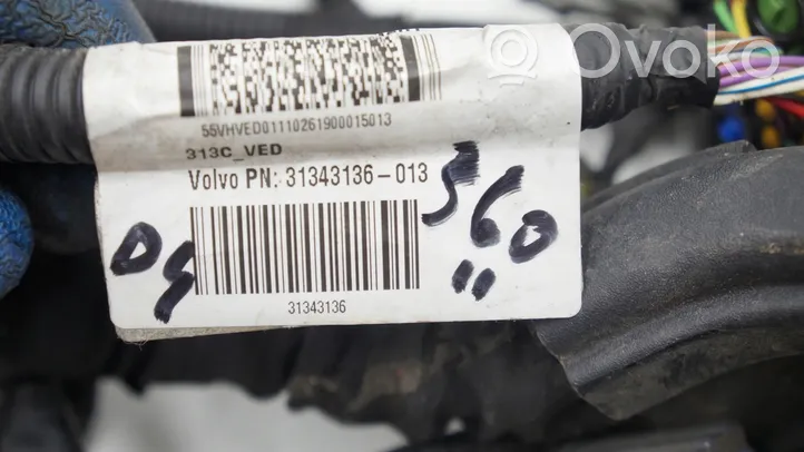 Volvo V60 Cablaggio per l’installazione del motore 31343136