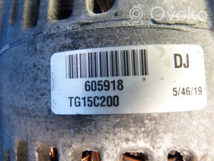 Toyota Avensis T270 Generaattori/laturi 605918