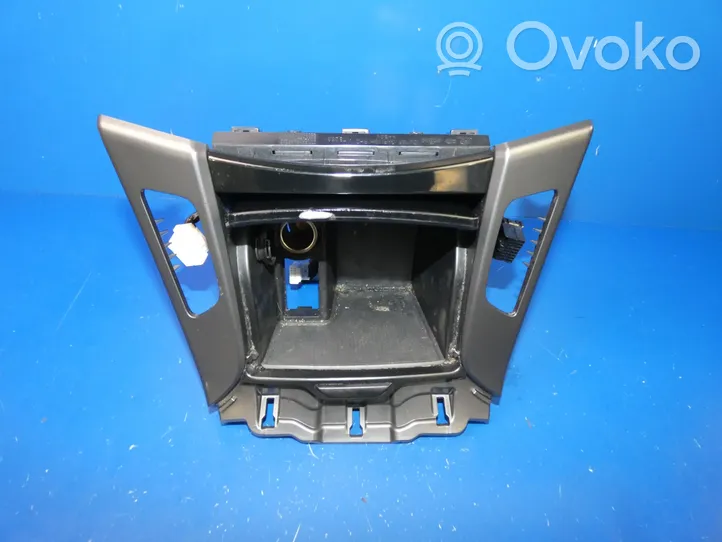 Hyundai i40 Glove box central console 