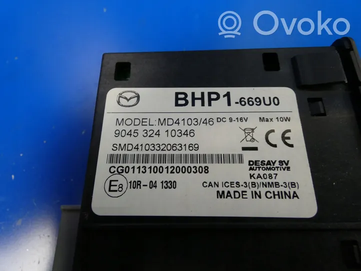Mazda 3 II USB-pistokeliitin BHP1669U0