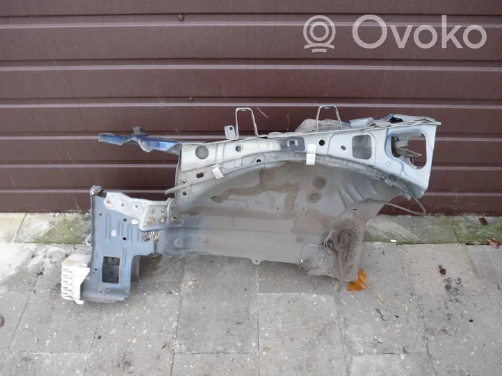 Toyota Avensis T270 Longeron support avant 