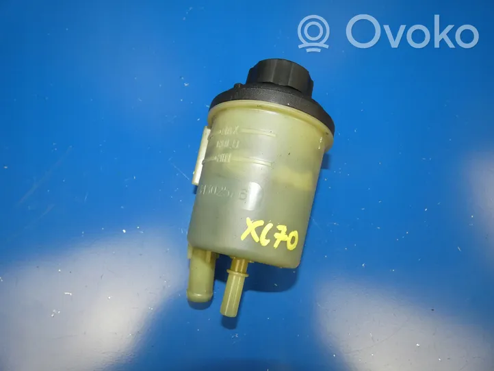 Volvo V70 Power steering fluid tank/reservoir 