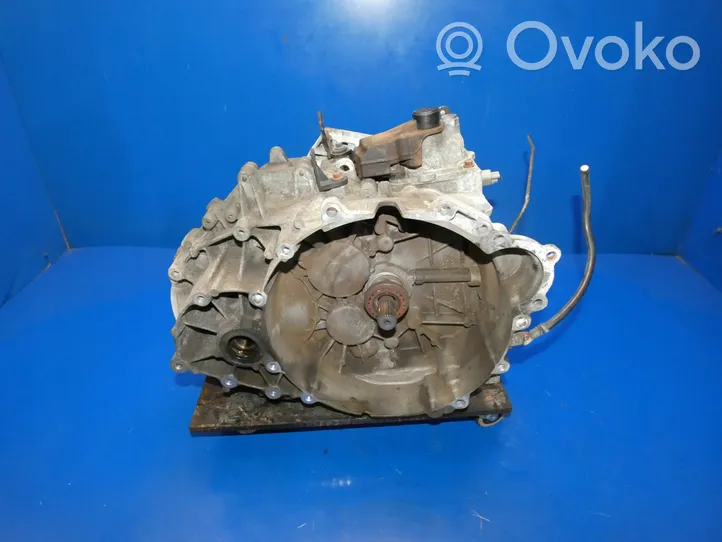 Volvo S60 Mechaninė 6 pavarų dėžė 1285121